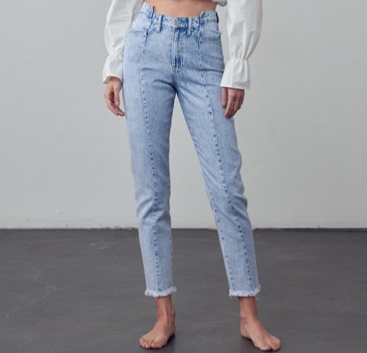 High Waist Frayed Tapered Jeans