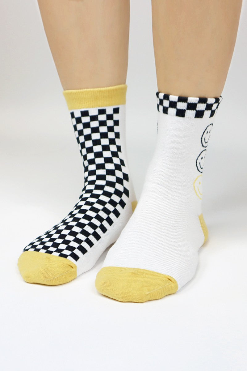 Crew Checker Board Smile Mismatched AB Socks