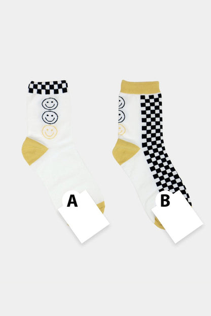 Crew Checker Board Smile Mismatched AB Socks