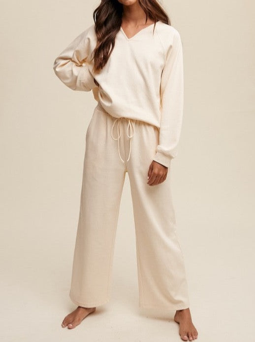 V-neck Sweatshirt and Pants Set - Cream